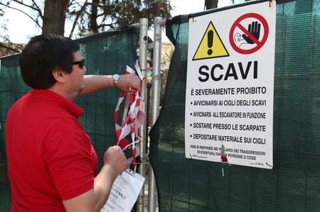 dissequestro scuole lambruschini 29/04/2010 3/5