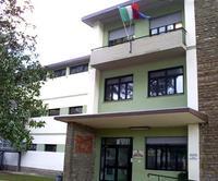 Interventi sulla sicurezza nei plessi scolastici di via Garibaldi e del Matassino.
