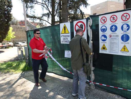 dissequestro scuole lambruschini 29/04/2010